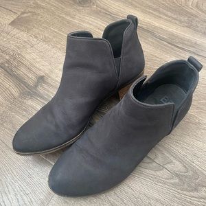 BP BLACK HEELED BOOTS